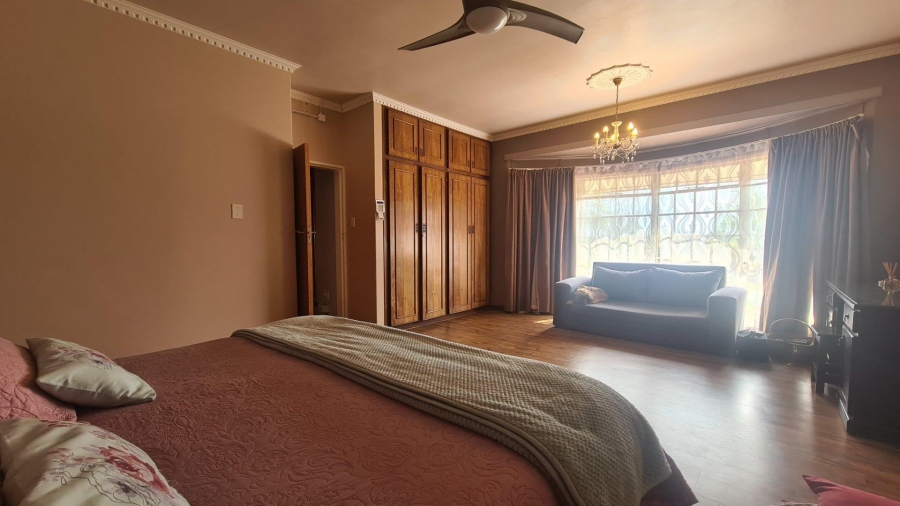 5 Bedroom Property for Sale in Wilgeboom A H North West